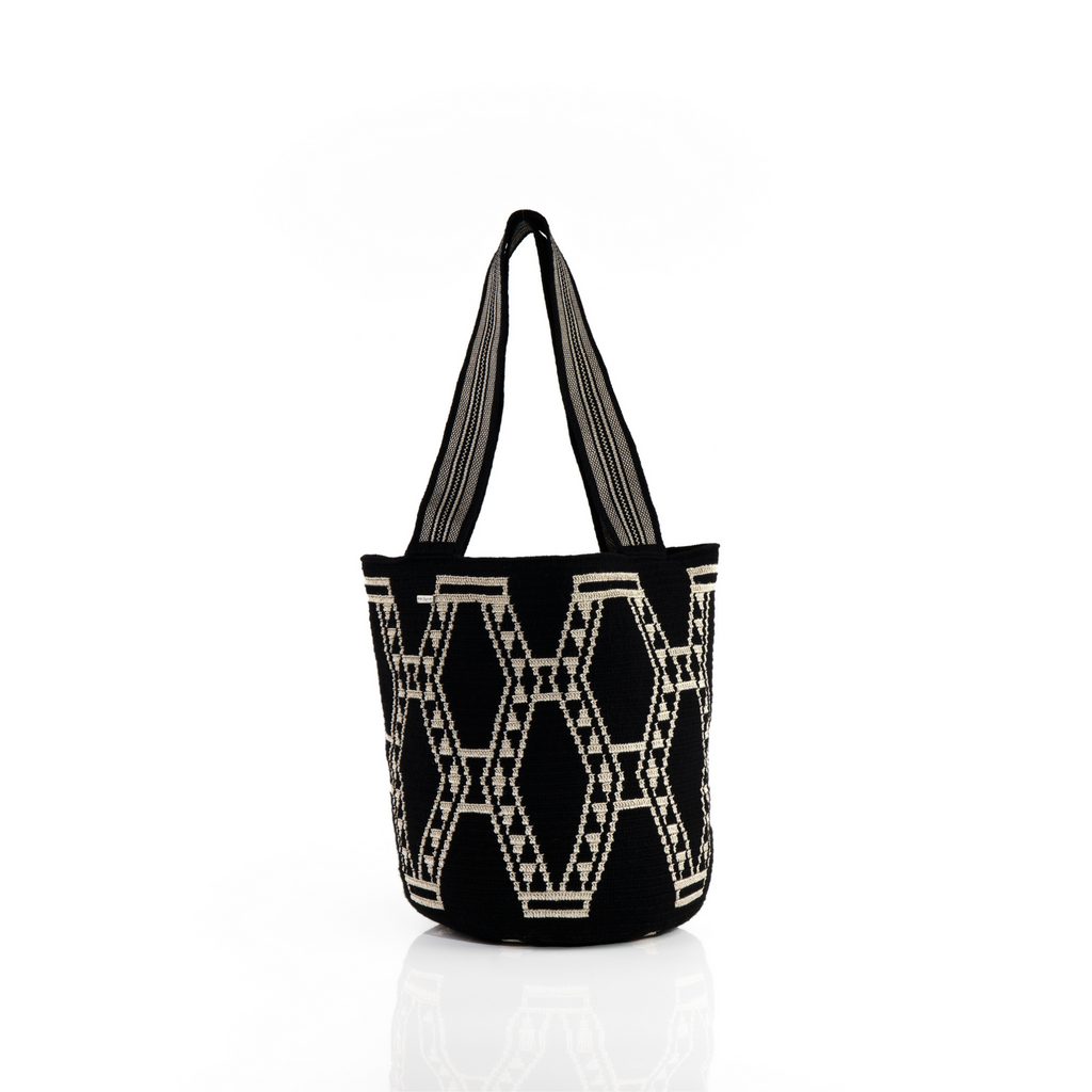 Bolso de Playa Wayuu Brillante Negro Beige Hilosagrado